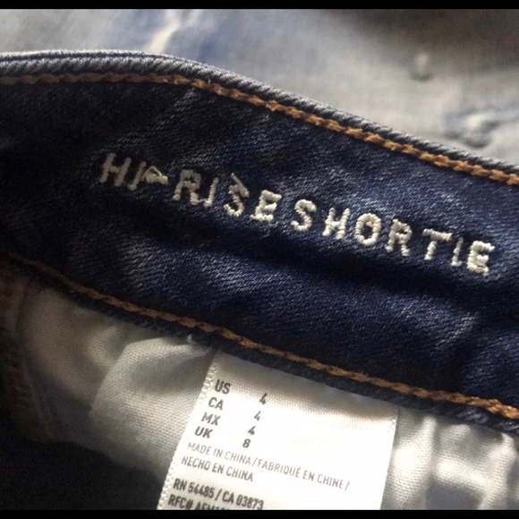 American Eagle High Waisted Shorts 4 - Picture 3 of 3